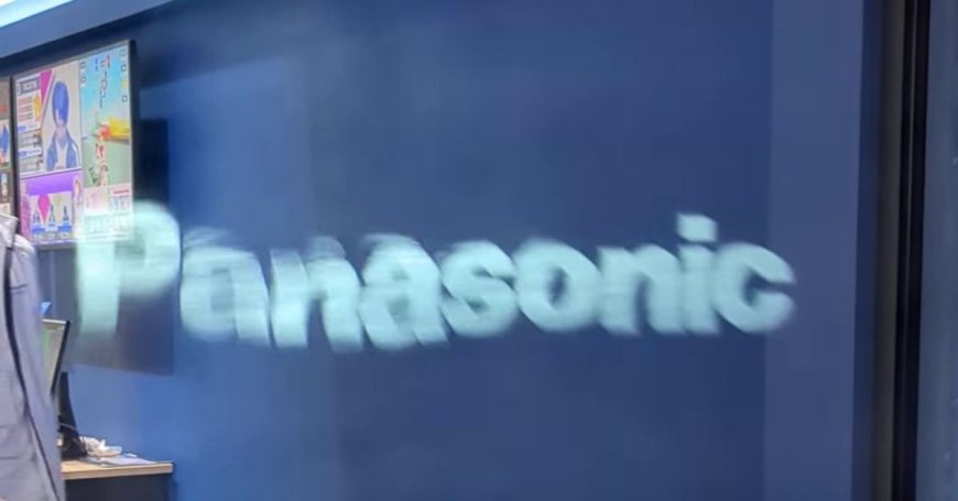 This Panasonic product is literally vaporware — it sprays displays into the air