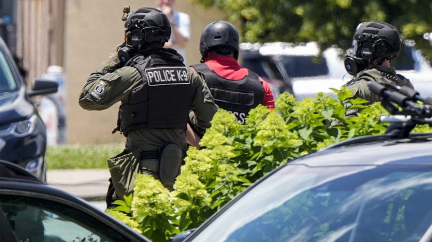 Spanish-language journalist still in custody a week after bond granted