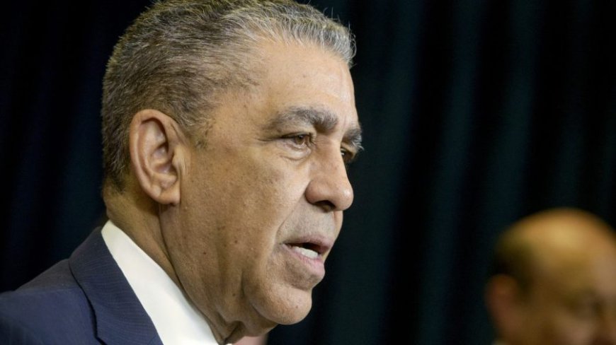 Adriano Espaillat endorses Mamdani after previously backing Cuomo