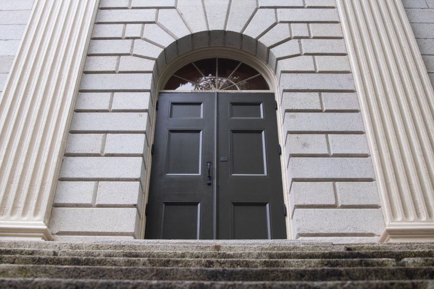 Harvard initiates a ‘DEI purge’…