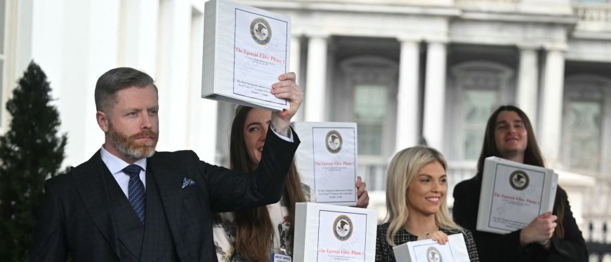 EXCLUSIVE: Top Trump Officials Admit They’re Pissed At How The Epstein Story Was Handled