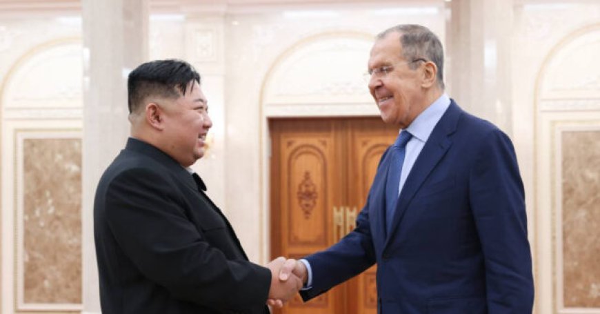 Top Russian Diplomat Lavrov Meets with Kim Jong Un in North Korea