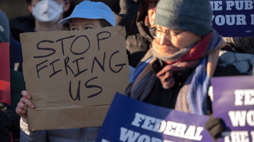 Federal employees bracing after Supreme Court greenlights widespread layoffs