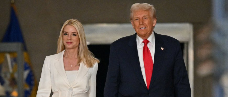 Trump Issues Lengthy Statement Defending Pam Bondi