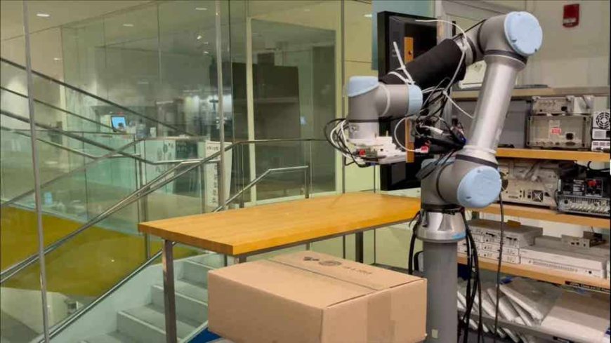 New technology helps robots see inside sealed boxes