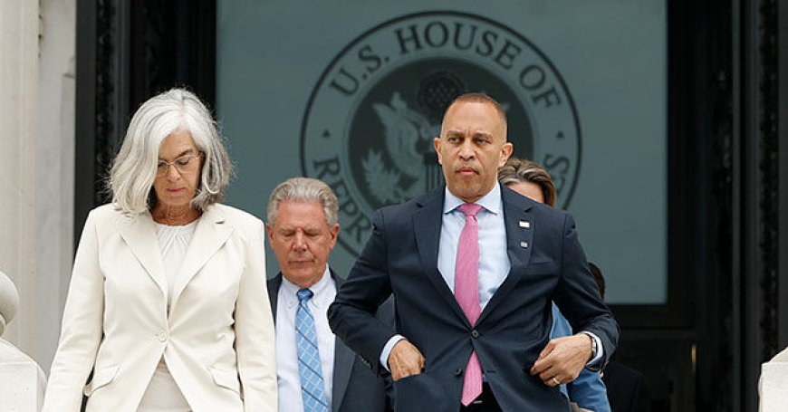 Poll: Democrat Favorability Continues to Plummet