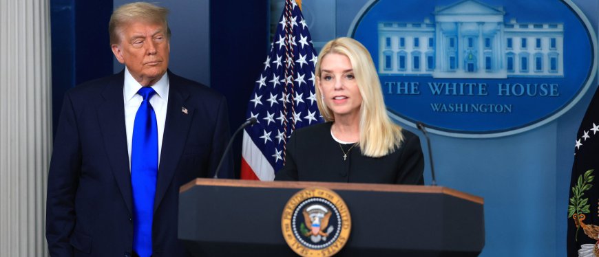 College Professors Launch Mutiny Against University That Followed Trump’s Orders