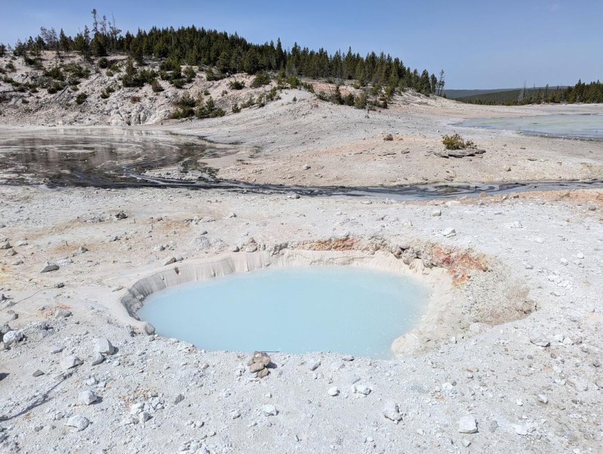 A New Hole Has Emerged In The "Hottest, Oldest, And Most Dynamic" Part Of Yellowstone National Park