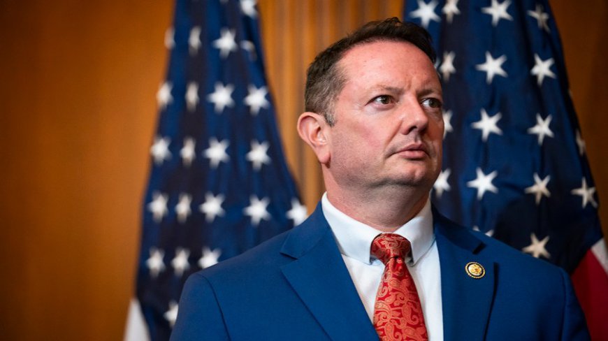 GOP rep on Trump, Epstein files: 'This is not a good moment'