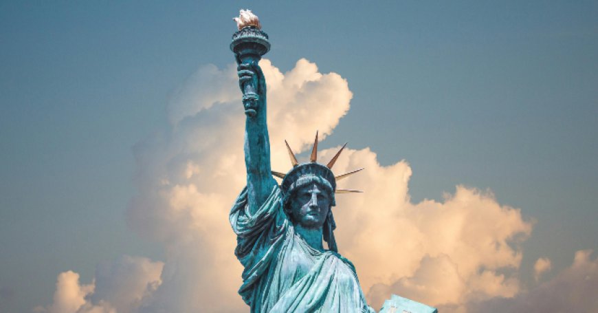 Colombian President Gustavo Petro: Move Statue of Liberty from U.S. to Colombia