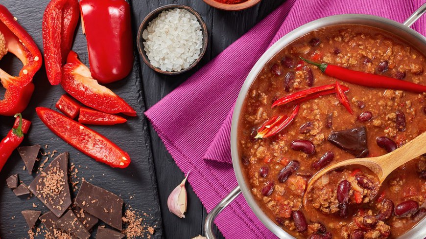 Mom's unexpected secret chili ingredient leaves millions of TikTok viewers divided: 'Absolutely not'
