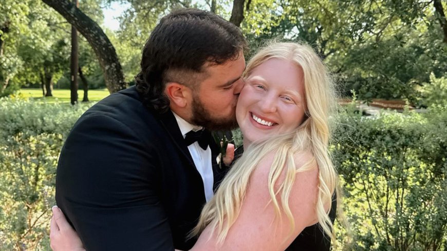 49ers lineman Drew Moss announces relationship with Mya Lesnar, daughter of WWE wrestler Brock…