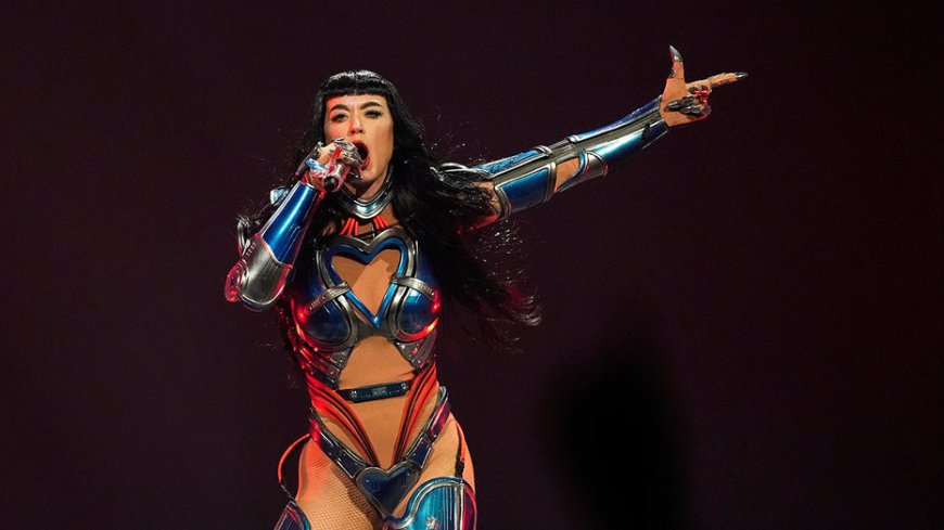 Katy Perry left dangling midair in terrifying concert stage malfunction