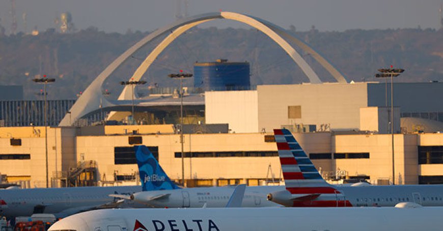 VIDEO: Jet Engine Catches Fire with 235 On Board After Takeoff in Los Angeles