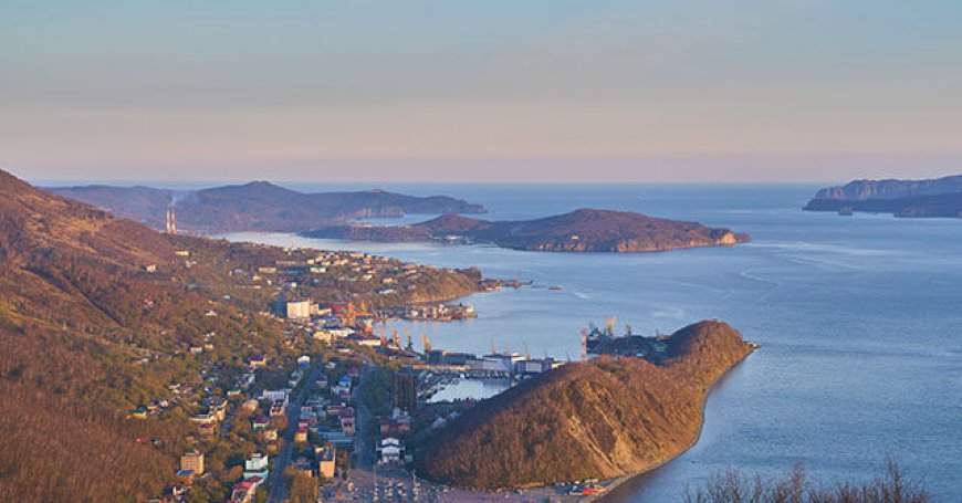 Russian Tsunami Fails to Materialize After 7.4 Ocean Temblor