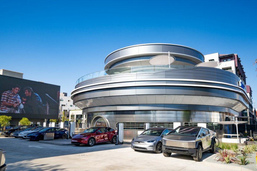 Tesla opens retro-futuristic diner as Elon Musk hints at more locations…