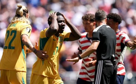 Australia World Cup star speaks out against referee after big loss to USA as coaches complain