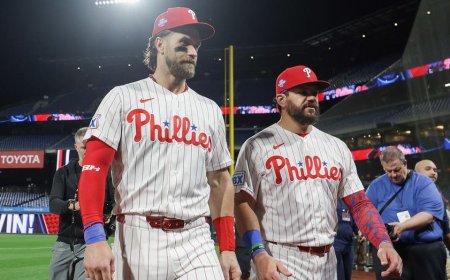 Bryce Harper hits for cycle, Kyle Schwarber blasts three homers in Phillies blowout win over Mets