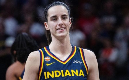 Caitlin Clark torches officials after Fever star receives technical foul for 'clapping': 'Just ridiculous'