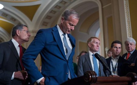 U.S. Senate votes to block military action against Iran for 1st time