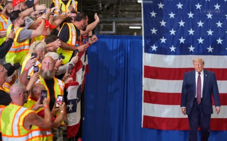 Trump fuels hopes for nationwide right-to-carry legislation with surprise declaration at Pennsylvania event