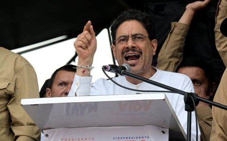 Colombia's 'El Tigre' secures presidency as leftist rival finally concedes defeat