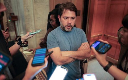 Conservatives flip script on Swalwell pal's family man image with reminder on pregnant ex-wife