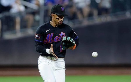 Mets brutal season comes to head with 6-error game in doubleheader sweep, chants for former star out of anger