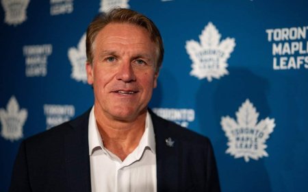 New Leafs coach comes with superstar connection
