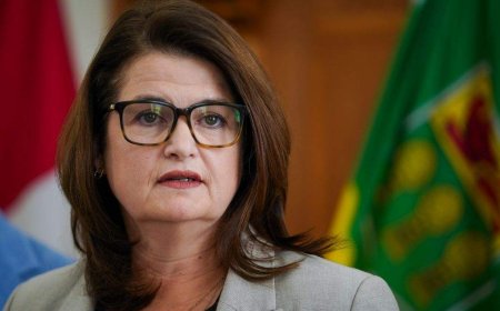Saskatchewan NDP urges province to repeal pronoun law affecting LGBTQ+ youth
