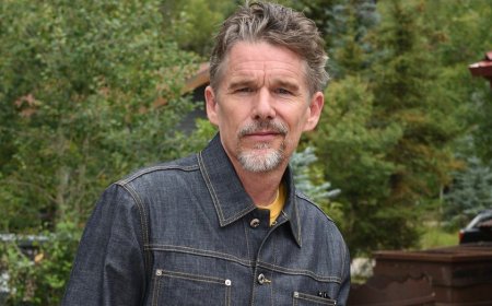 Ethan Hawke and Russell Crowe team up for gritty prison gold-smuggling thriller 'The Weight'