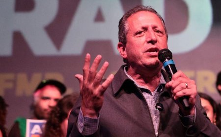 Leftist Democrats are being thrown under the bus and socialists are in the driver’s seat