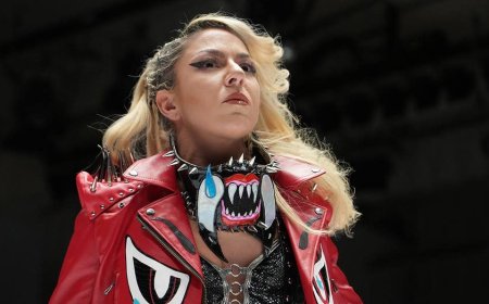 Thekla embarrasses Stardom's Starlight Kid after retaining AEW World Women's Championship at Forbidden Door