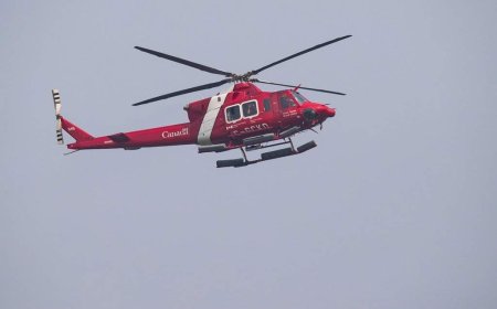 Canadian Forces suspend search for 6 missing people, RCMP take over operation