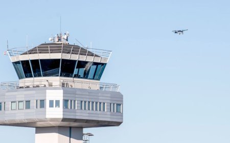 Air traffic audio captures JetBlue pilot alerting controllers: 'We collided with a drone'