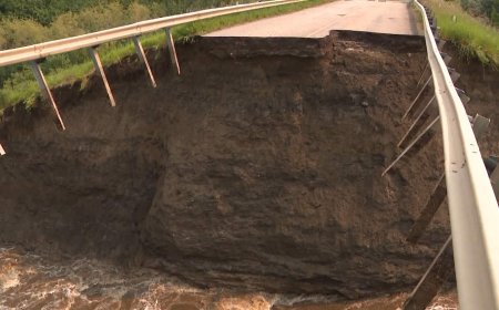 Flood watches, warnings remain in place as cleanup takes place across Alberta