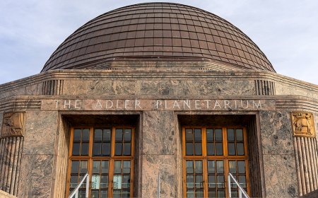 CBS crew attacked by multiple men near Chicago museum, suspects arrested: police