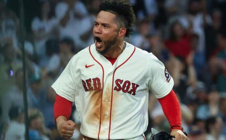Red Sox star weeps for earthquake-hit Venezuela after home run, gets tossed by umpire minutes later