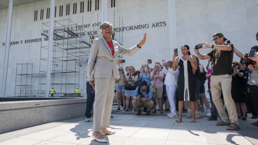 Dem who sued to remove Trump's name from Kennedy Center now says venue becoming 'lifeless husk' in fresh fight