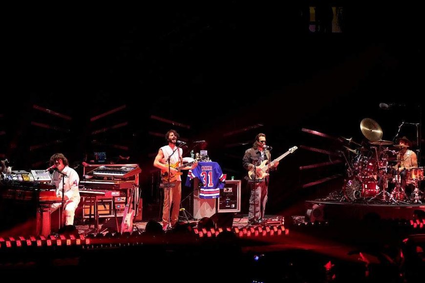 Concertgoer falls to his death during Goose show at Madison Square Garden