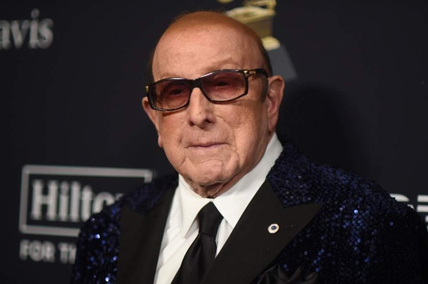 Clive Davis, music industry executive, dead at 94