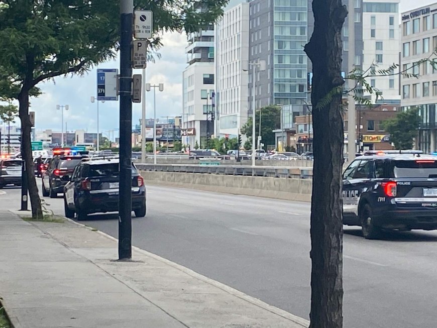 Montreal officer, suspect among 3 dead after armed incident in Côte-des-Neiges