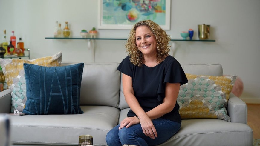 Popular mommy blogger dies at 48 two years after devastating cancer diagnosis