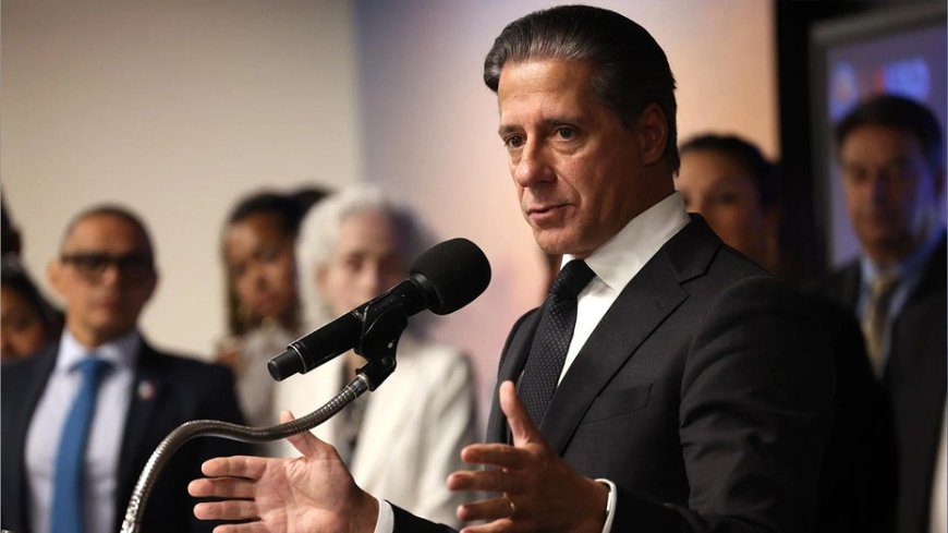 Los Angeles schools superintendent Alberto Carvalho resigns amid FBI probe