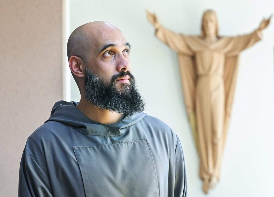 Chaste and obedient: Quebecer goes to priesthood as hopes of religious revival stir