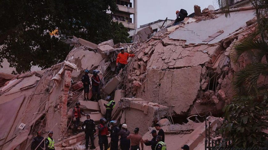 Players, fans flee stadium as powerful earthquakes strike during Venezuela baseball game