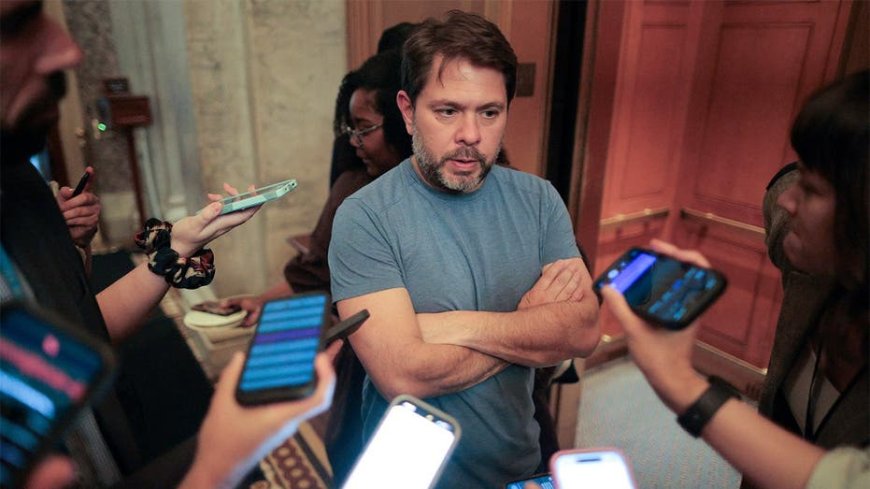 Conservatives flip script on Swalwell pal's family man image with reminder on pregnant ex-wife