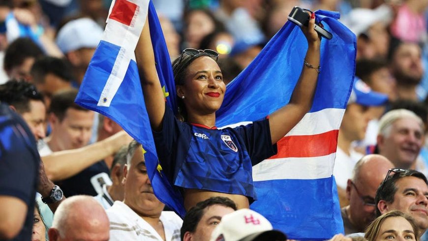 European World Cup Instagram influencers can stay after backing the blue, Caitlin attacked & a steak rack!