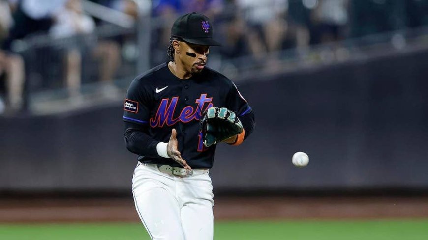 Mets brutal season comes to head with 6-error game in doubleheader sweep, chants for former star out of anger