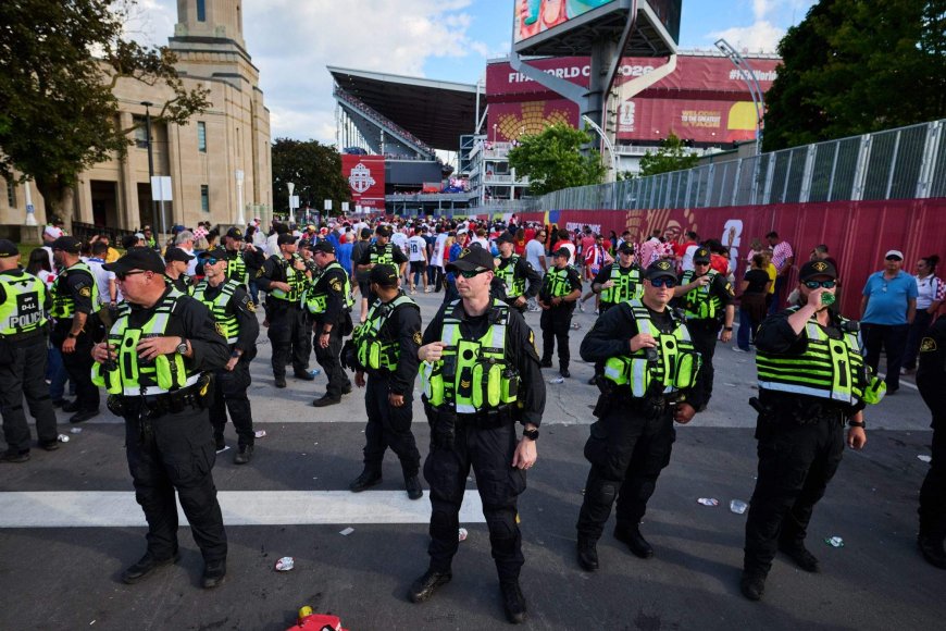 Toronto bylaw officers issue almost 100 charges to businesses over FIFA branding violations